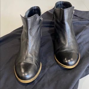 Lucky Brand, Black Zipper Boots